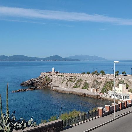 ピオンビーノLa Casa Di Montecristoアパートメント エクステリア 写真